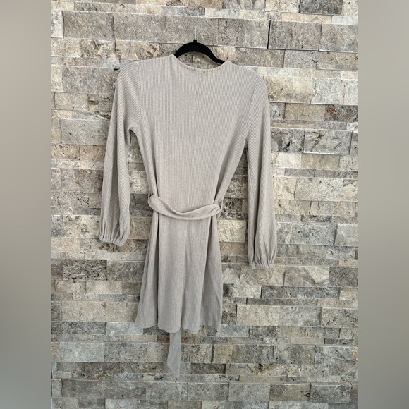Dynamite Beige Ribbed Elegant Long Sleeve Dress Tied at the Waist - Picture 3 of 8